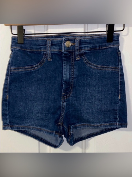 wild fable Pants - Wild Fable Blue Jean Shorts with Cuffed Hem and High-Waisted Fit Size 00